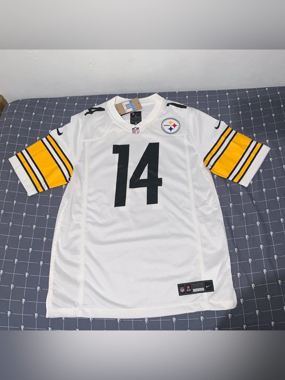 Men's Pittsburgh Steelers George Pickens Nike White Jersey Size: Medium
